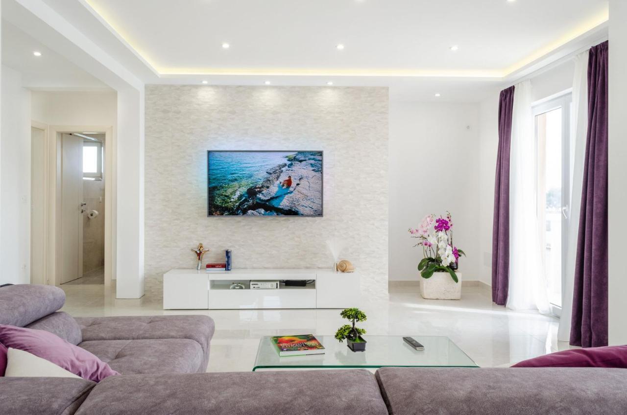 Antea Apartment Прижба Экстерьер фото