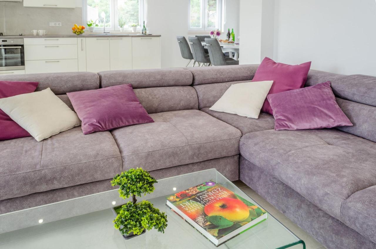 Antea Apartment Прижба Экстерьер фото